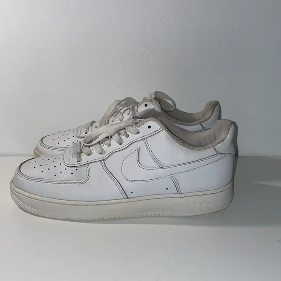 Nike Air Force 1 - Picture 3 of 4